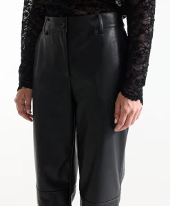 BINA pu 425 vegan leather wide fit long dames broek zwart