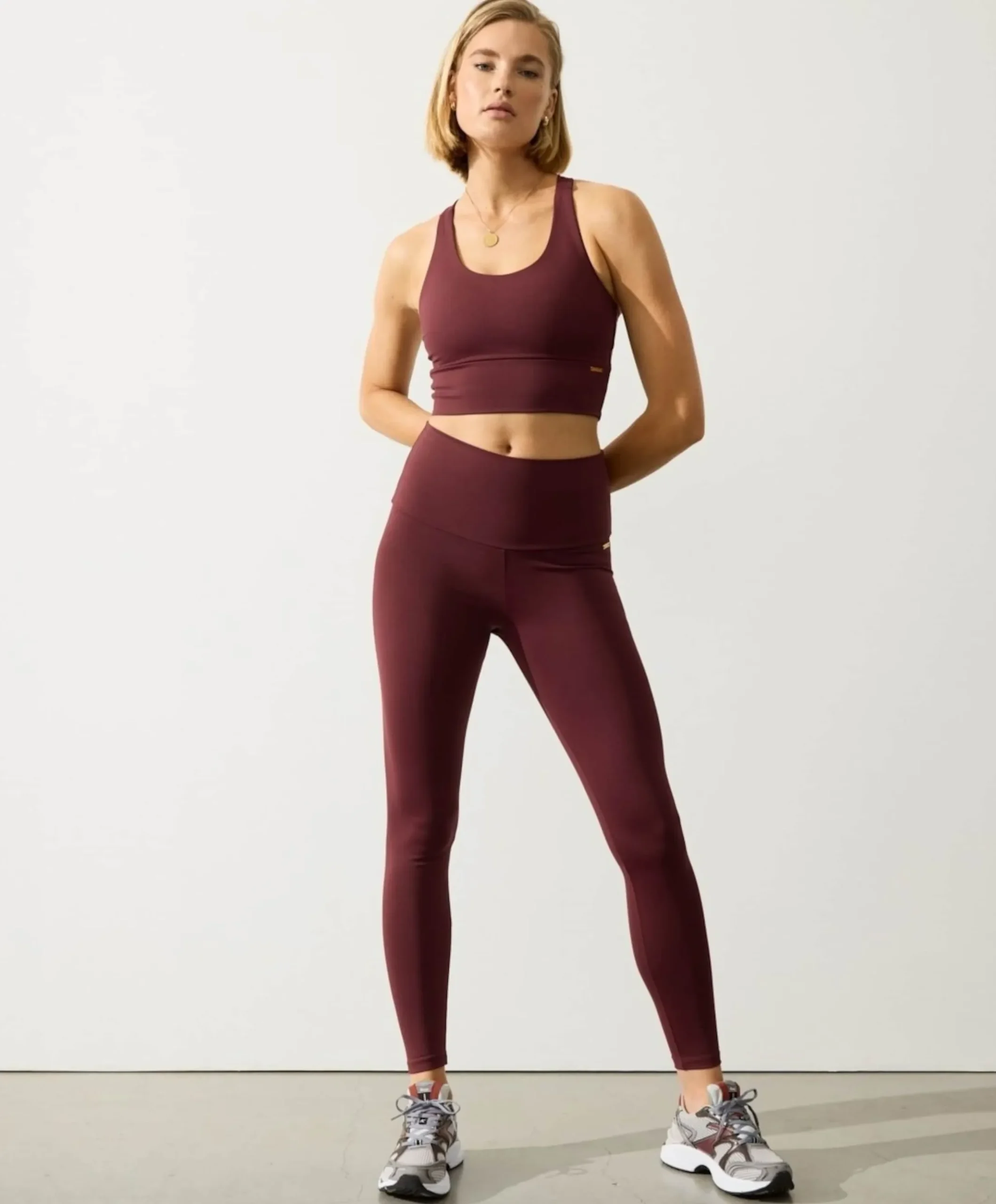 Classic High Waistband dames tights bordeaux