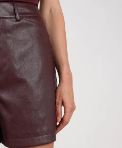 Dagmar PU dames korte broek rood