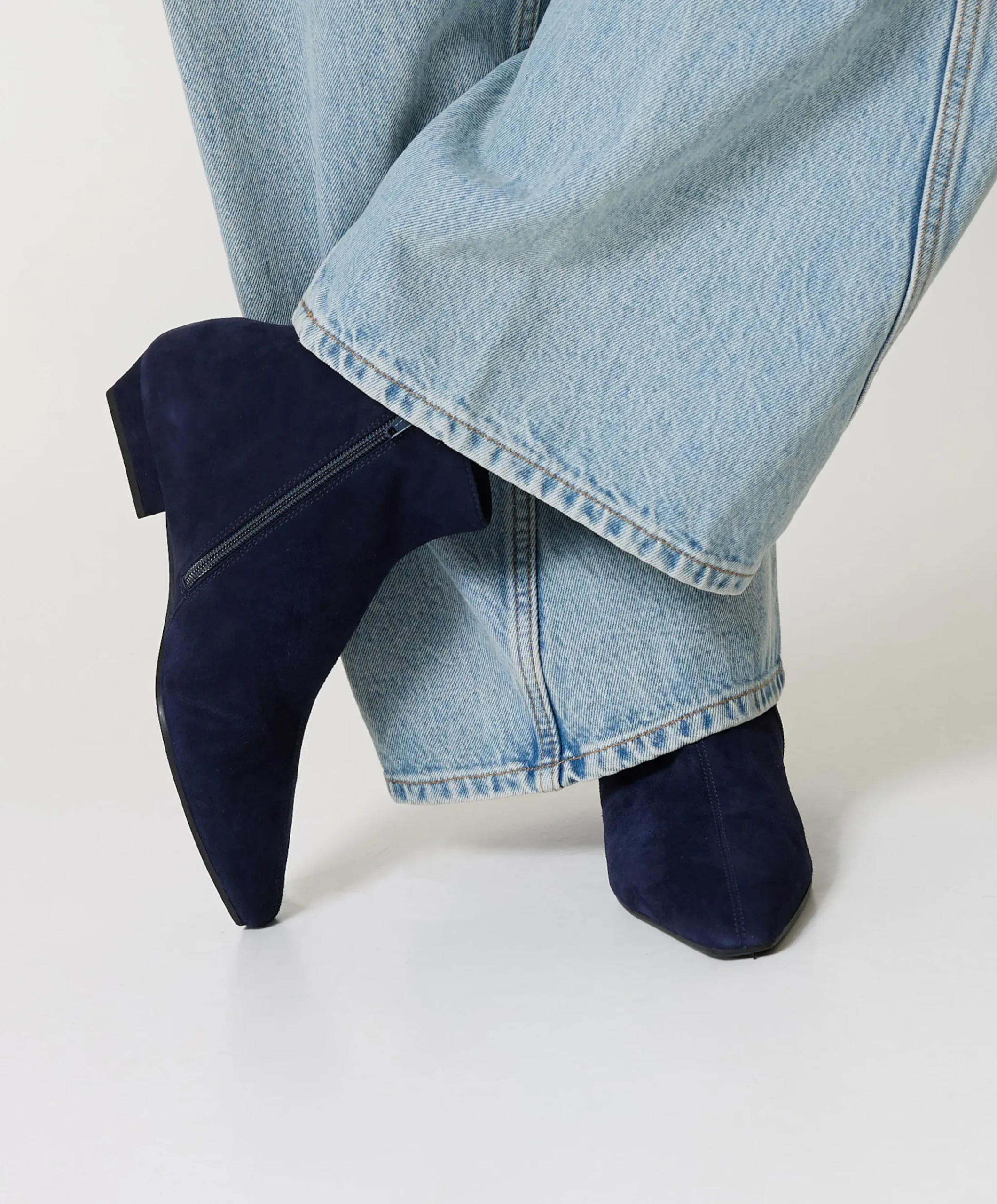 dames enkellaarzen blauw