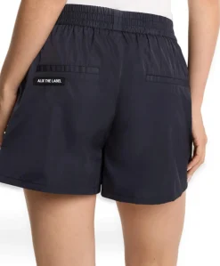 EYELET dames korte broek blauw