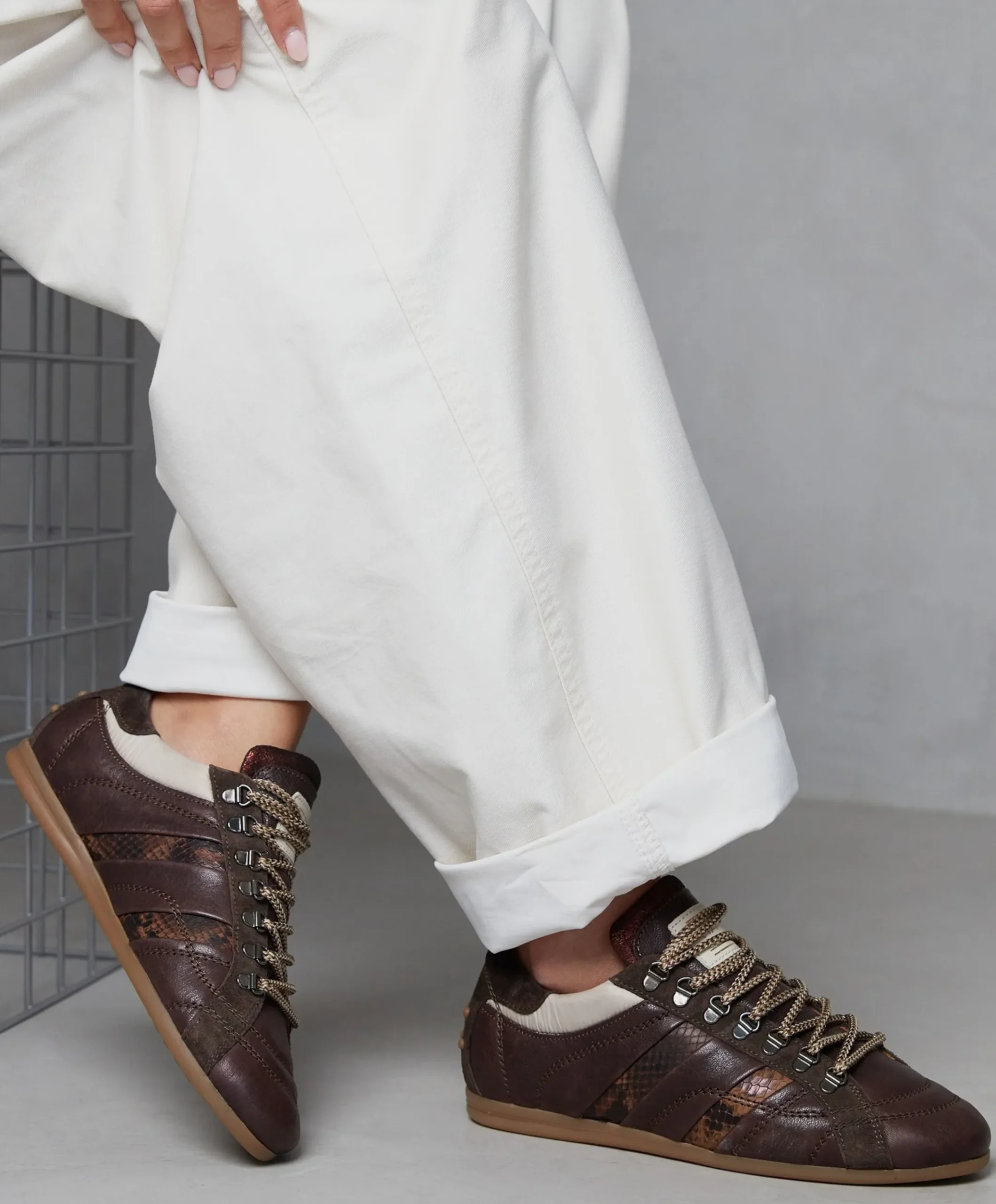 June Jackie dames sneakers bruin