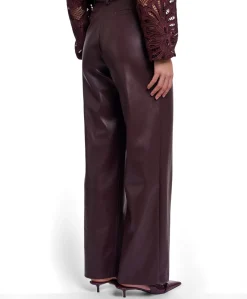 Regular length faux leather dames broek bruin