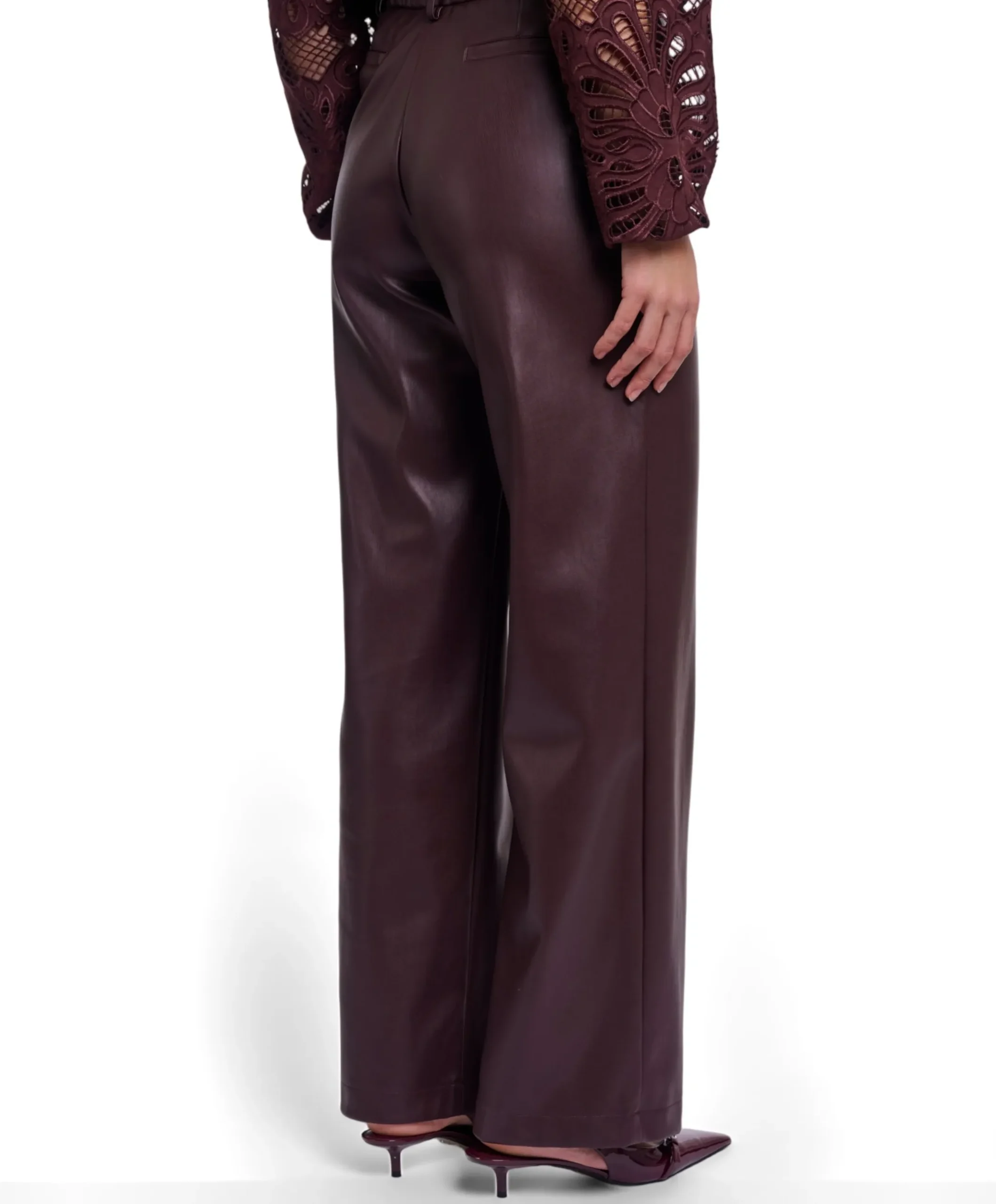 Regular length faux leather dames broek bruin