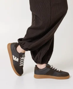 SANTOS dames sneakers bruin